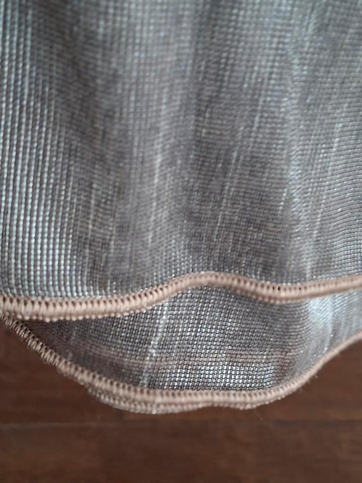 2 Prachtige gordijnen inbetween nog nieuw 4 mtr br en 232 h, Huis en Inrichting, Stoffering | Gordijnen en Lamellen, Nieuw, 200 cm of meer