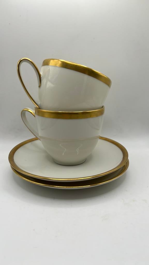 2 kop- en schotels, Hutschenreuther Olivia 63 “Goldrand”., Ophalen of Verzenden