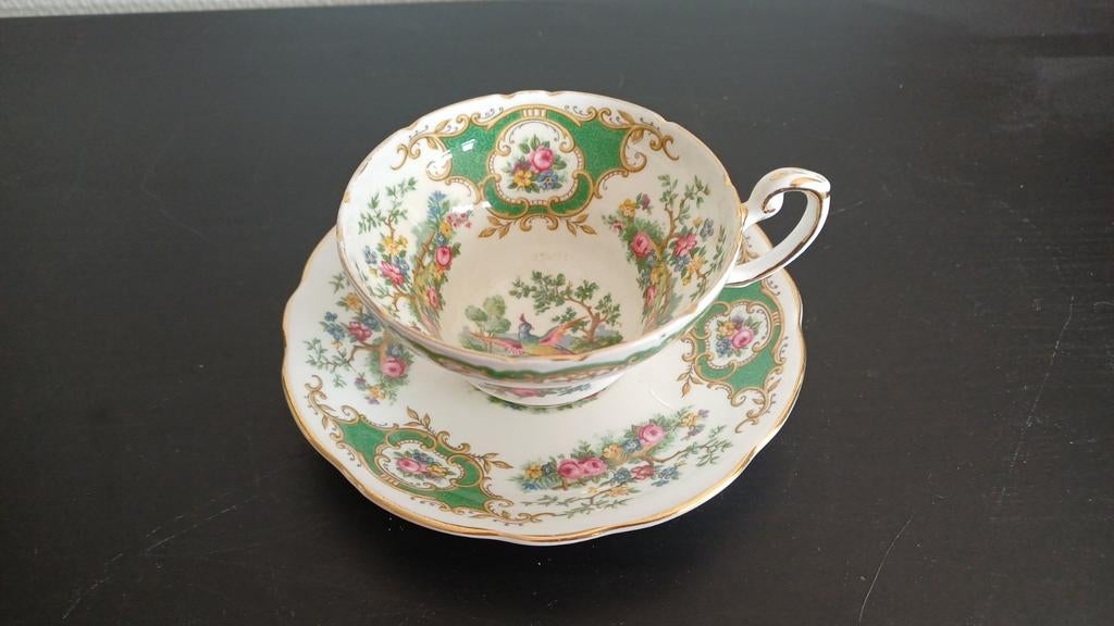 Coalport porseleinen theekop en schotel, Antiek en Kunst, Ophalen of Verzenden