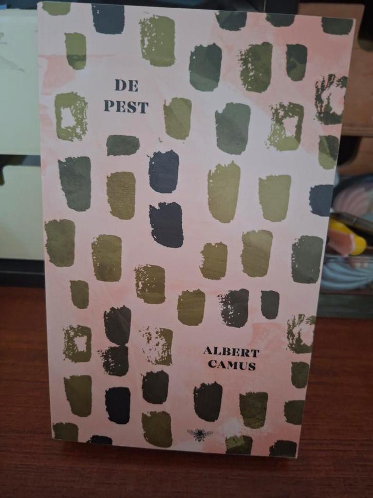 Albert Camus - De pest, Boeken, Literatuur, Zo goed als nieuw, Verzenden