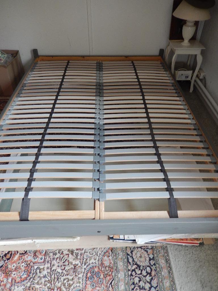 Ikea bed 200x140 met 2 aparte lattenbodems hout als nieuw, Ophalen, Tweepersoons, 140 cm, Zo goed als nieuw