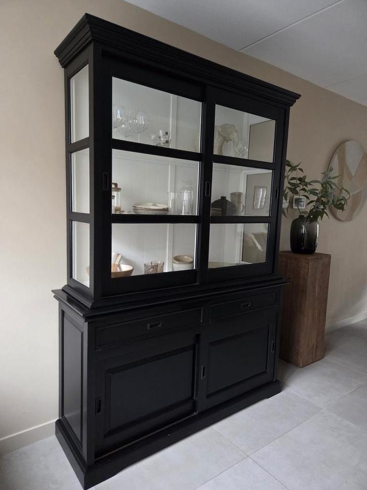 Zwarte buffetkast (RAL 9005/9016) van De Bommel, Huis en Inrichting, Kasten | Vitrinekasten, Zo goed als nieuw, 200 cm of meer