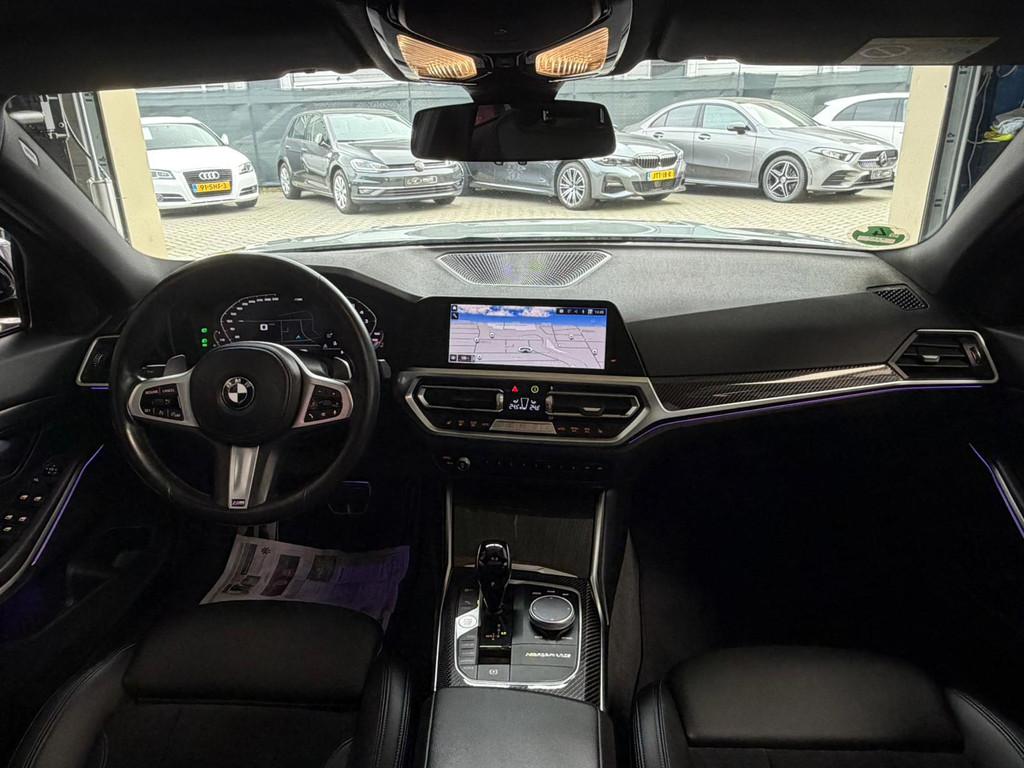 BMW 3-serie 330i M-Sport|Edition Plus|PANO|Leser|CARBON, Auto's, Automaat, 1998 cc, Achterwielaandrijving, Gebruikt