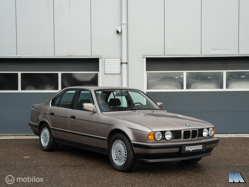 BMW E34 520i | 20.168 km| Z.G.A.N.| Eerste eign. l Manueel, Auto's, BMW, Metallic lak, Gebruikt, 129 pk, 4 stoelen