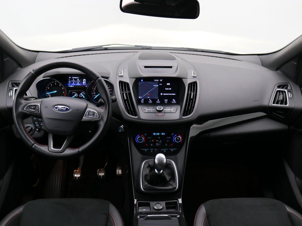 Ford Kuga 1.5 EcoBoost ST Line / Trekhaak / 2000KG Trekgewic, Auto's, Ford, Voorwielaandrijving, Euro 6, 4 cilinders, Leder en Stof