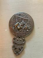 Antieke bewerkte verzilverde handspiegel spiegeltje kaptafel, Antiek en Kunst, Ophalen of Verzenden, Rond, Minder dan 50 cm, Minder dan 100 cm