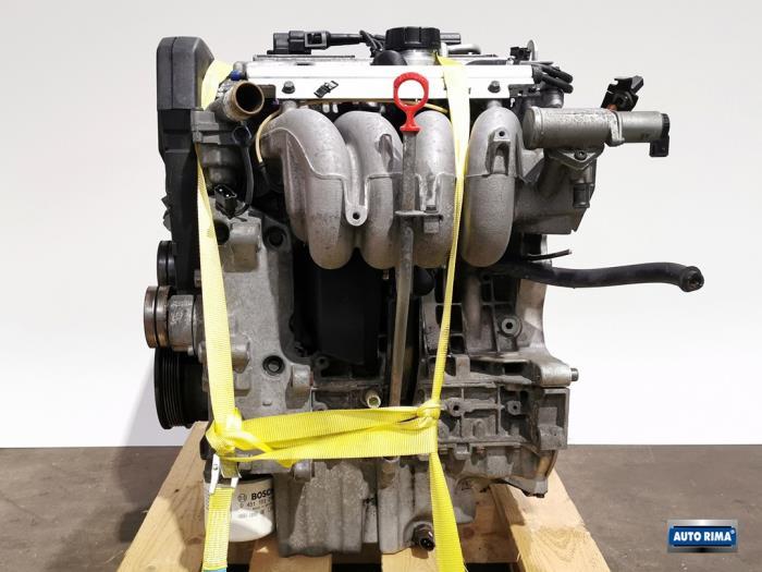 Motor van een Volvo V40, Auto-onderdelen, Gebruikt, -, -, Ophalen of Verzenden