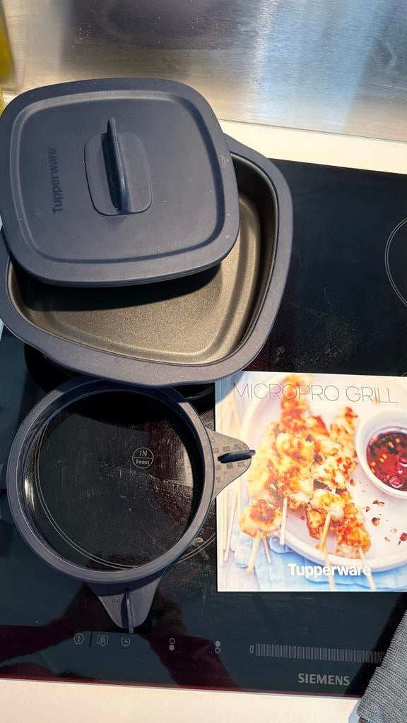 Tupperware Micro Urban Grill - Grillen en bakken in magnetro, Ophalen, Zo goed als nieuw, Blauw, Overige typen