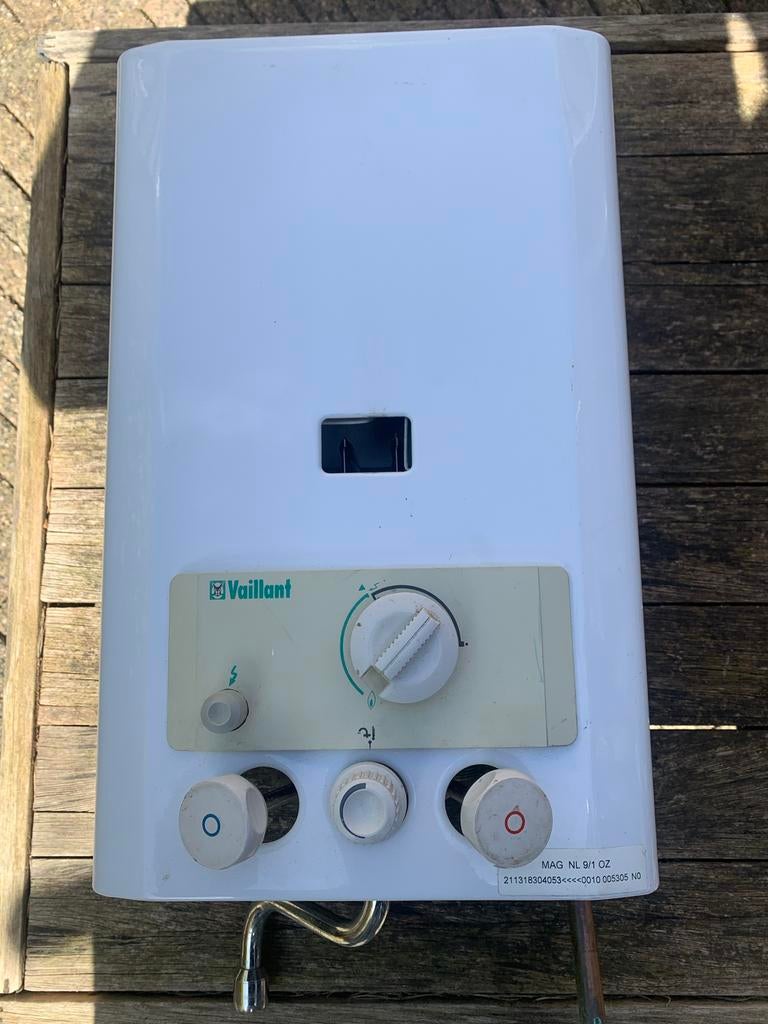 Vaillant Geiser MAG NL 9/1 OZ - Aardgas, 9.4 kW, Doe-het-zelf en Verbouw, Geisers en Boilers, Gebruikt, Aardgas, Geiser, Ophalen of Verzenden
