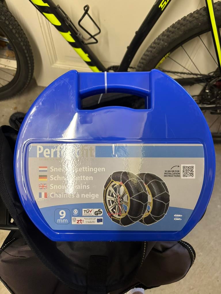 Sneeuwkettingen KN110, Ophalen, Zo goed als nieuw