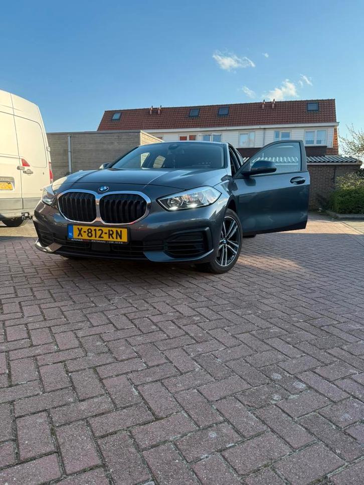 BMW 1-Serie 118i 140pk Aut 2020 Grijs, Auto's, BMW, Particulier, 1-Serie, ABS, Adaptieve lichten, Adaptive Cruise Control, Airbags