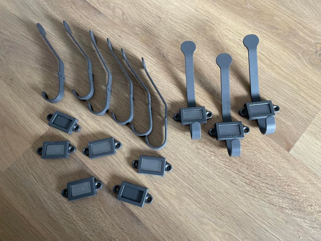9 Kapstokhaken met label - Grijs, Gebruikt, Wandhaken, Ophalen of Verzenden, Minder dan 100 cm