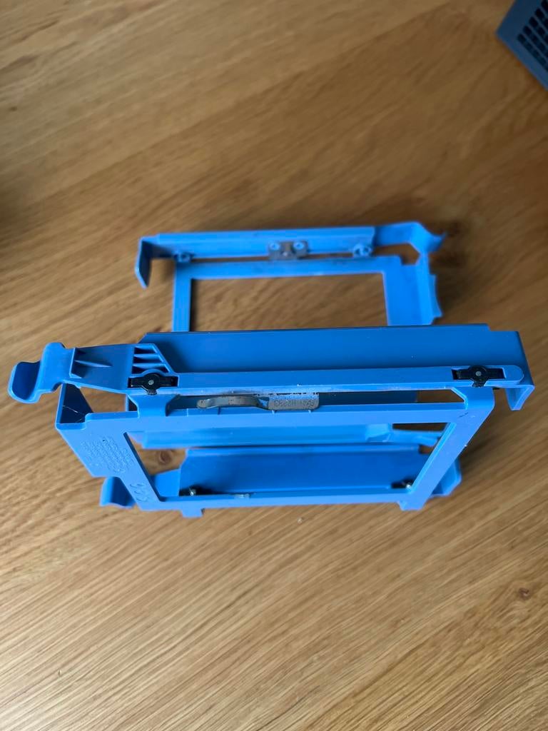 2x Harde schijf caddy voor desktop of server, Intern, Gebruikt, Ophalen of Verzenden, Desktop