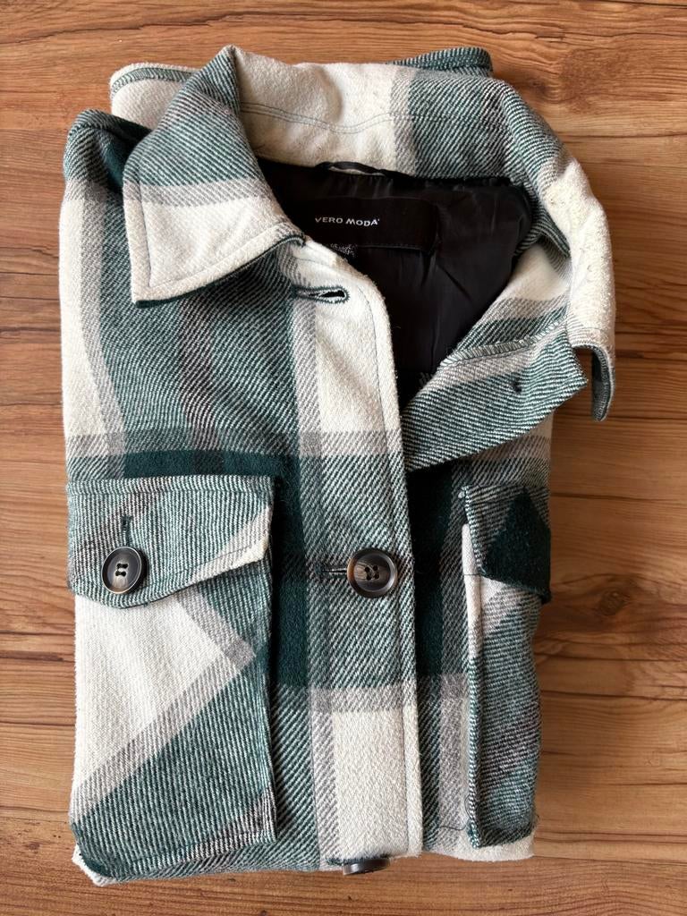 Vero Moda geruite voorjaarsjas groen/crème, Ophalen of Verzenden, Zo goed als nieuw, Maat 38/40 (M), Groen