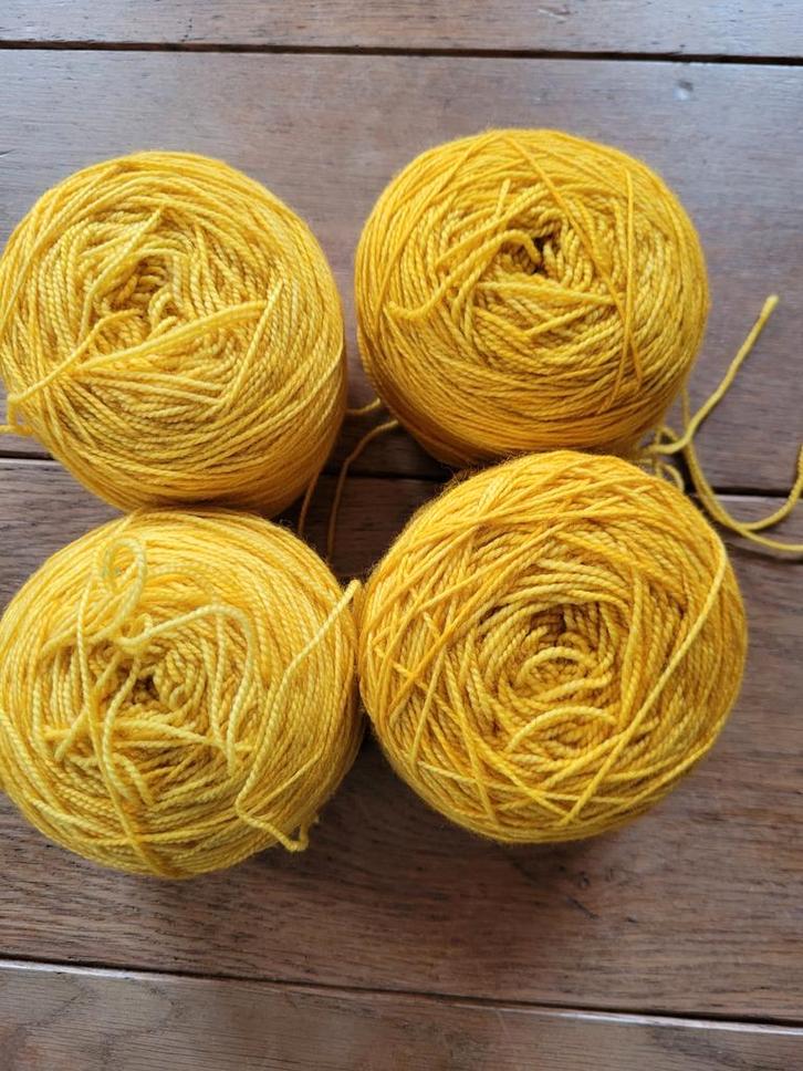 Fyberspates Vivacious 4ply - Gele Wol/Garen (4 bollen), Hobby en Vrije tijd, Breien en Haken, Ophalen of Verzenden