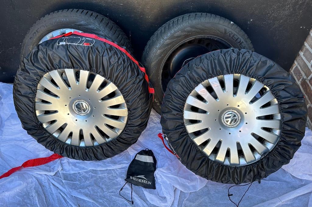 Stalen VW velgen 16 inch met winterbanden Vredestein, Ophalen, Gebruikt