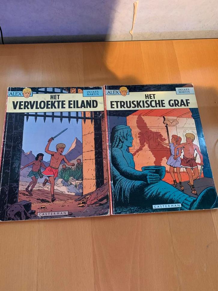 Alex: Het Vervloekte Eiland en Het Etruskische Graf, Boeken, Stripboeken, Gelezen, Meerdere stripboeken, Ophalen of Verzenden