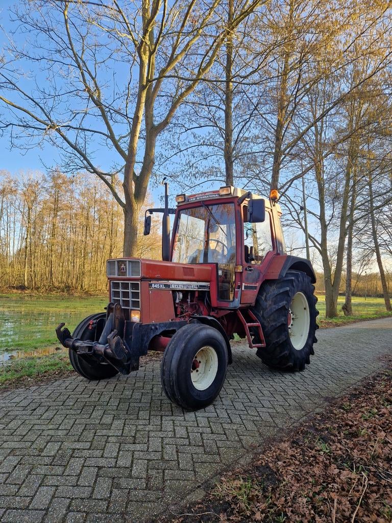 International 845xl met frondhef, Ophalen, 80 tot 120 Pk, Gebruikt, Case IH