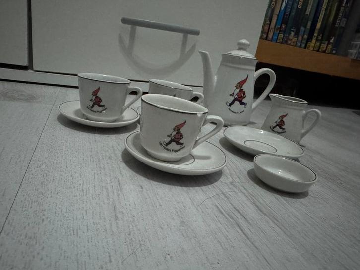 Nelle’s piggelmee kinder servies, Antiek en Kunst, Antiek | Servies compleet, Ophalen of Verzenden