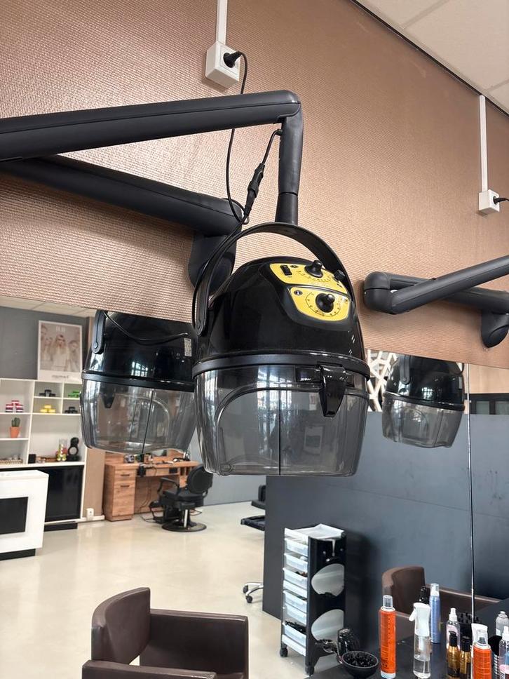 Kappers- en schoonheidssalon apparatuur stoelen& haarstomers, Zakelijke goederen, Kantoor en Winkelinrichting | Winkel en Inventaris