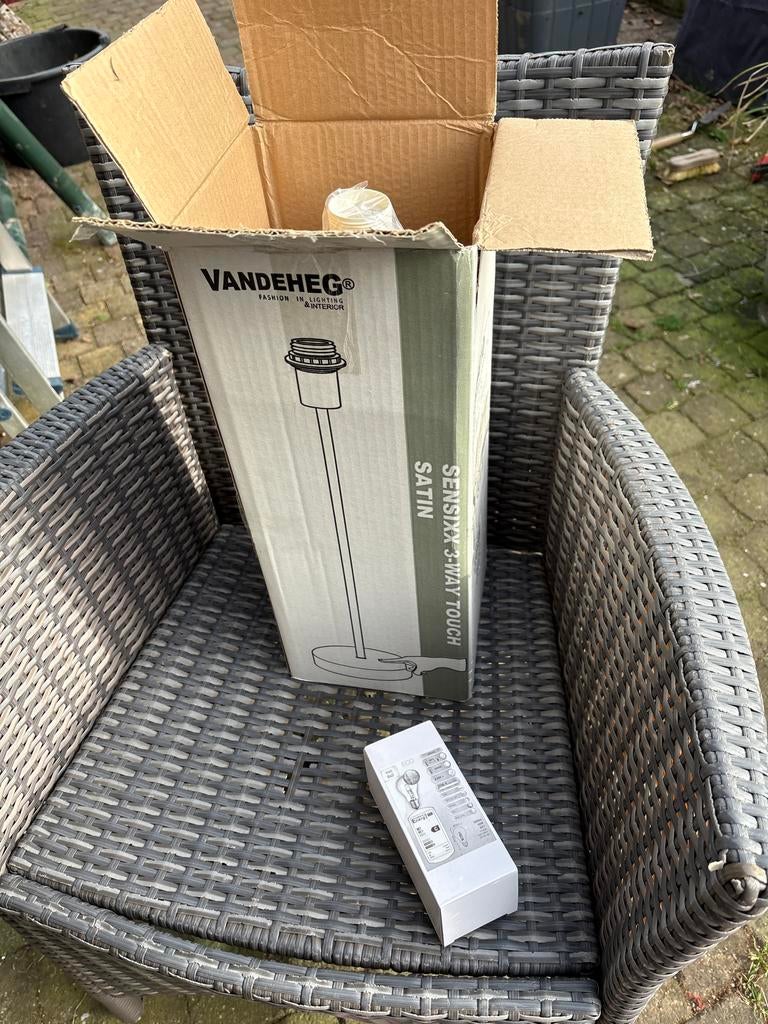 Vandeheg lamp  Satin Sensidy 3-Way Touch, Ophalen of Verzenden, Nieuw, Metaal, 100 tot 150 cm