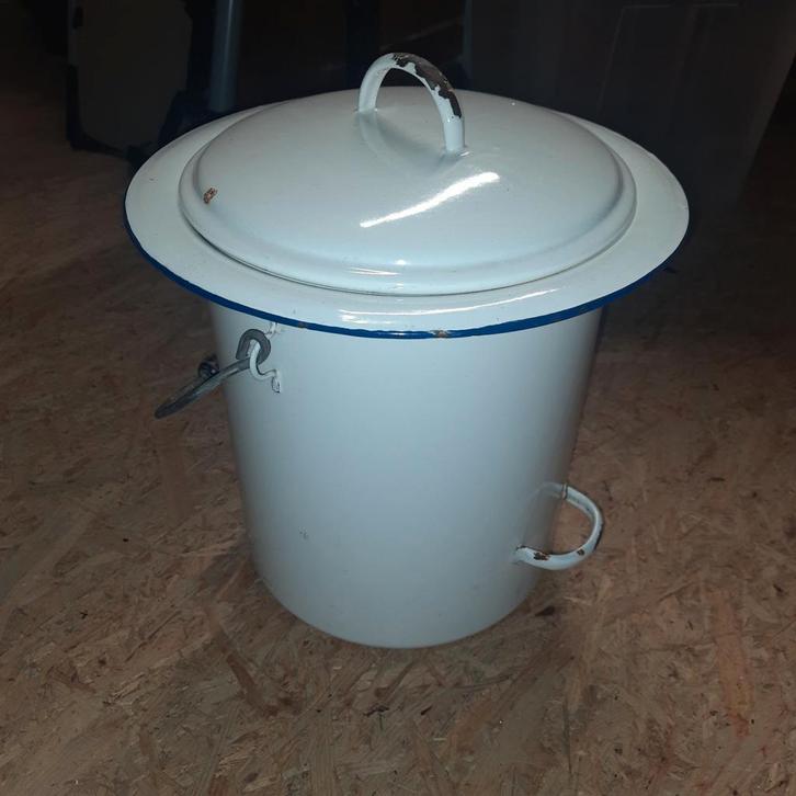 Vintage geëmailleerde toiletemmer, luieremmer met deksel, Antiek en Kunst, Antiek | Emaille, Ophalen of Verzenden