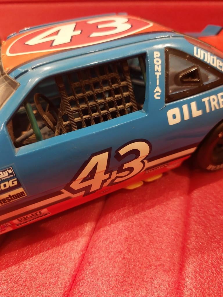 Pontiac modelauto, Hobby en Vrije tijd, Modelauto's | 1:18, Verzenden, Zo goed als nieuw