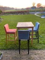 Hoge tafel met drie barkrukken, Ophalen of Verzenden, Gebruikt