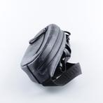 Louis Vuitton M82777 Catch Bumbag Monogram Eclipse Men, Louis Vuitton, Zo goed als nieuw, Support@louisvuitton.com, 2 Rue du Pont Neuf
75001 Paris
France