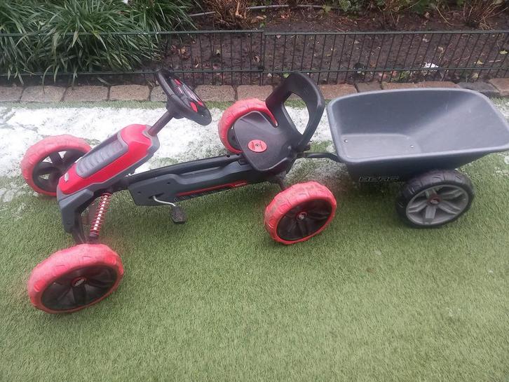 Berg skelter met aanhanger, Kinderen en Baby's, Speelgoed | Buiten | Skelters, Zo goed als nieuw, Berg, Met kar of aanhanger, Ophalen