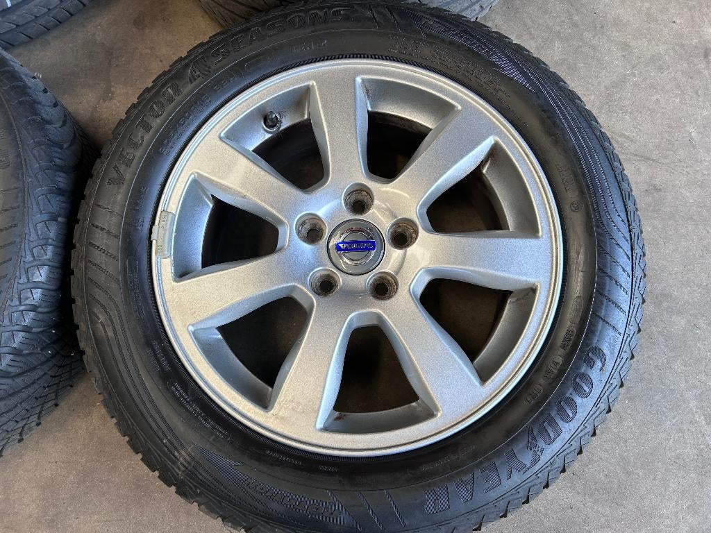 Diversen 16 inch velgen + banden Volvo V60 V70, Gebruikt, 16 inch, Banden en Velgen, Ophalen of Verzenden