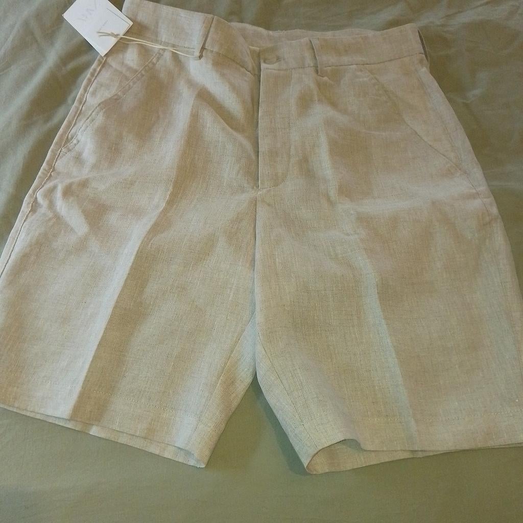 Mooie nieuwe korte broek, Ophalen of Verzenden, Nieuw, Beige