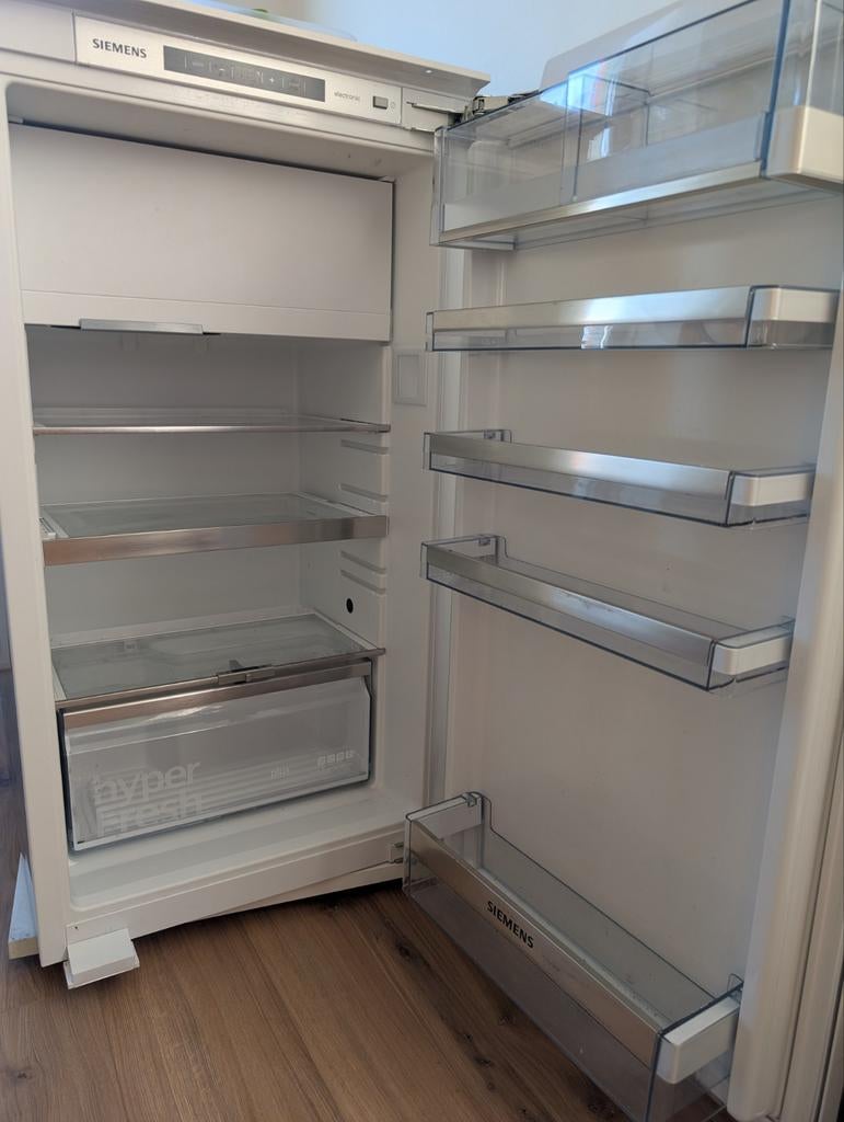 Siemens KI32LADFO Inbouw Koelkast 102 cm, 150 tot 200 liter, Zo goed als nieuw, 45 tot 60 cm, Met vriesvak