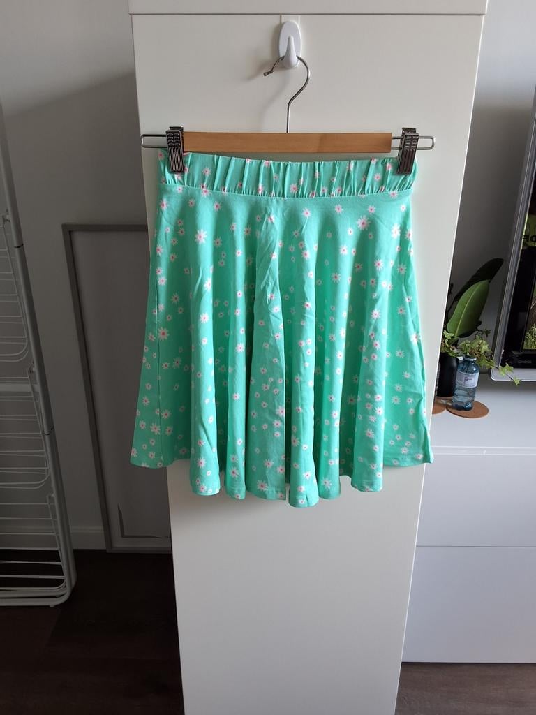 Nieuw rokje maat 158-164, Kinderen en Baby's, Kinderkleding | Maat 158, Meisje, Nieuw, Ophalen of Verzenden, Jurk of Rok