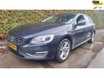 Volvo V60 2.0 T3 Nordic+, Gebruikt, 4 cilinders, 1969 cc, Blauw