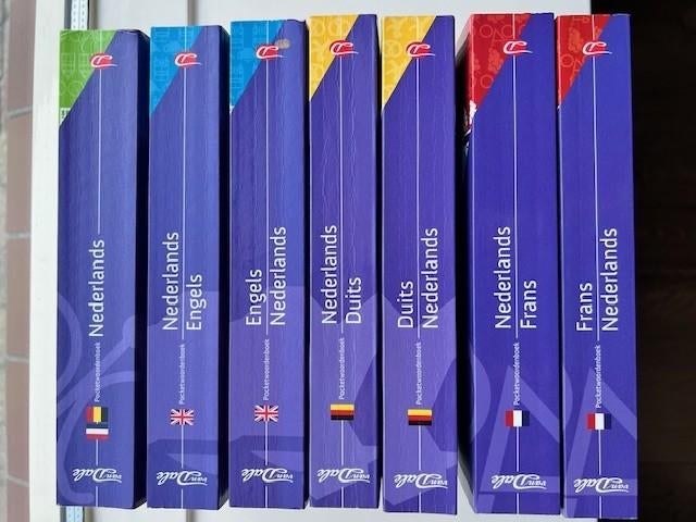 Van Dale woordenboeken (pocket formaat) diverse talen, Van Dale, Ophalen of Verzenden, Zo goed als nieuw, Overige talen