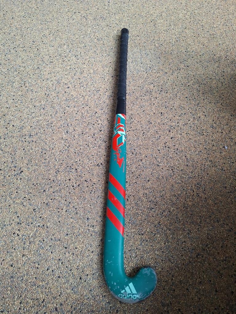 Adidas hockeystick 34 inch(86,5 cm), Sport en Fitness, Hockey, Ophalen of Verzenden, Gebruikt, Stick