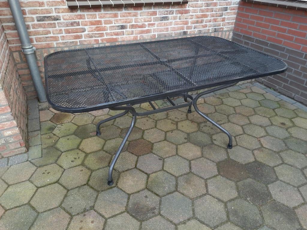 Royal Garden tuintafel: 145 cm. x 90 cm, Ophalen, Gebruikt, Rechthoekig, Metaal