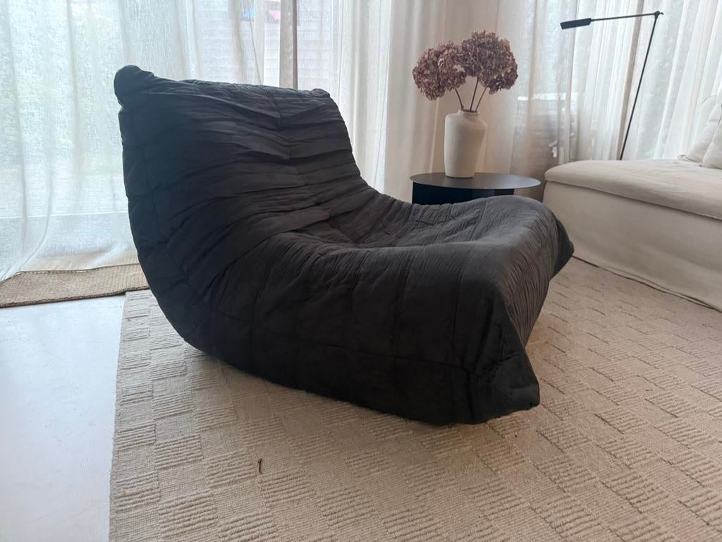 Ligne Roset Togo design stoel, Nieuw, 75 tot 100 cm, Ophalen of Verzenden, Design togo