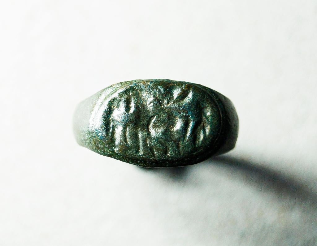 Ring - Romeinse Ring (Equites) - Bodemvondst - B, Ophalen of Verzenden, Brons, Ring