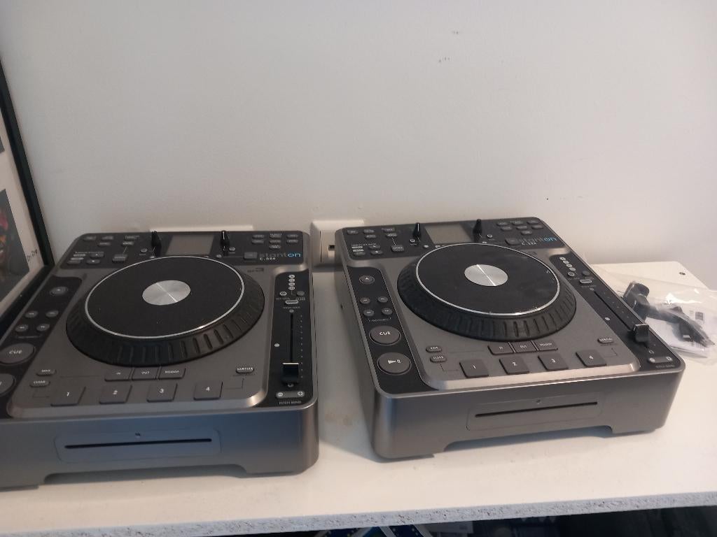 Dj draaitafel cd s 2 stuks, Ophalen, Gebruikt, Draaitafel, Overige merken