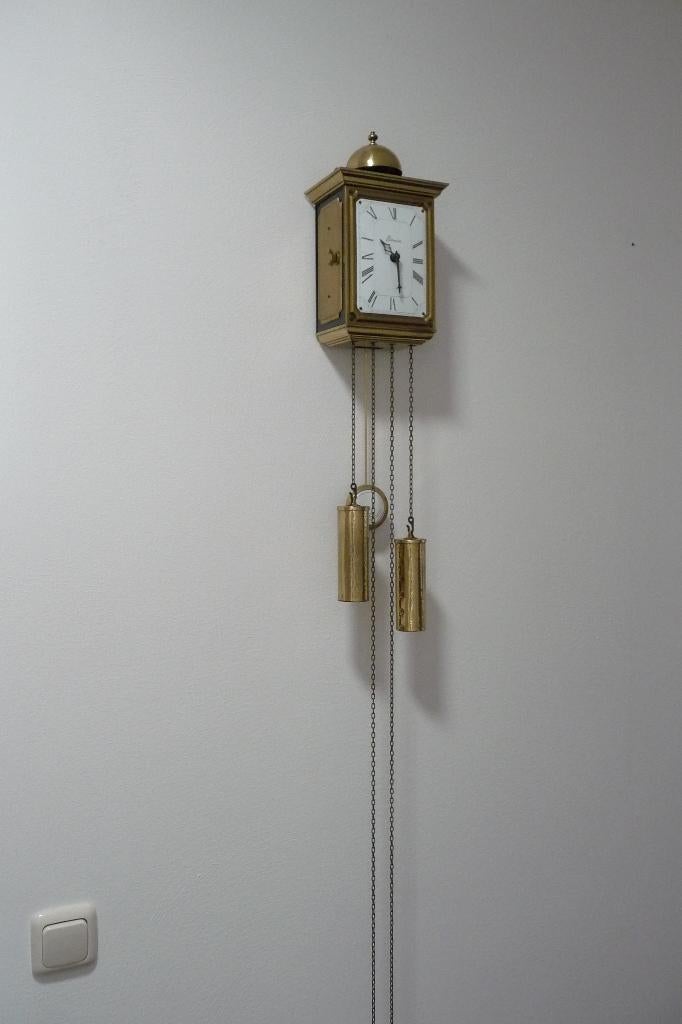 zeer mooie en puntgave wandklok, Huis en Inrichting, Woonaccessoires | Klokken, Ophalen of Verzenden, Gebruikt, Analoog, Wandklok