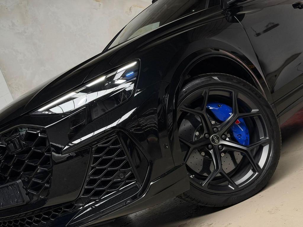 Audi RSQ8 4.0 TFSI Performance / Keramisch / Massage / Alcan, Auto's, Audi, Gebruikt, Euro 6, Zwart, Leder