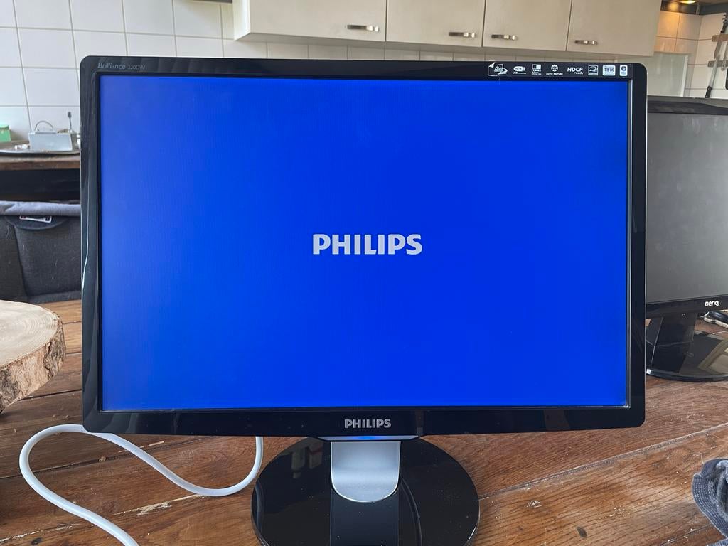 Philips Brilliance 220CW monitor, Gebruikt, Ophalen of Verzenden, DVI, 61 t/m 100 Hz