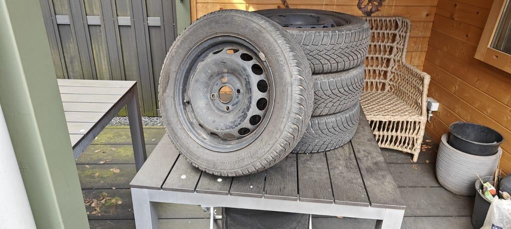 Bridgestone winterbanden, Auto-onderdelen, Banden en Velgen, Ophalen, 14 inch, 155 mm, Banden en Velgen