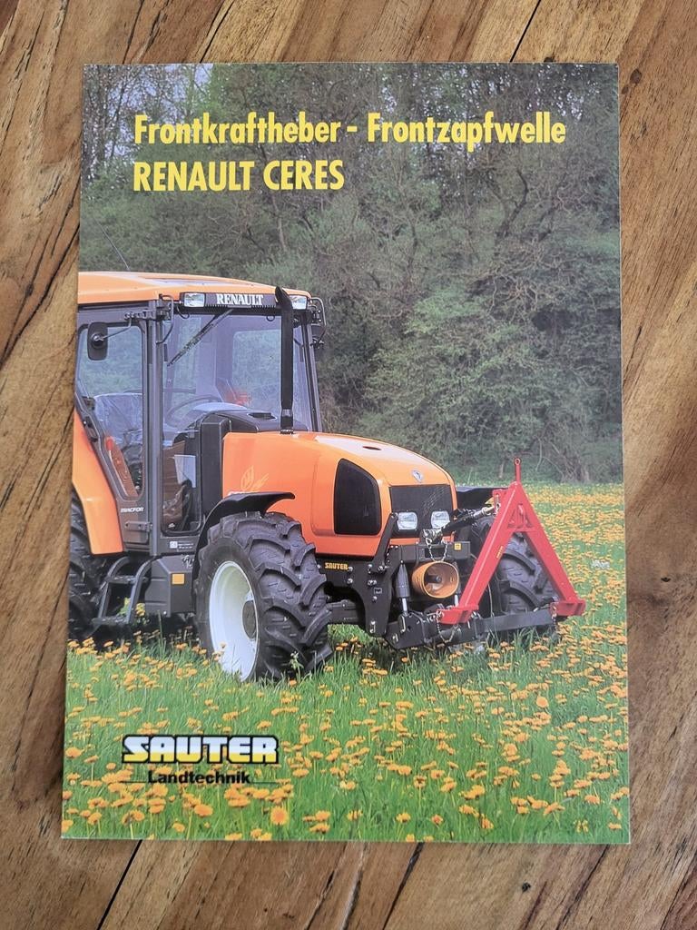 tractor folder Renault CERES Frontkraftheber frontzapfwelle, Boeken, Catalogussen en Folders, Ophalen of Verzenden, Zo goed als nieuw