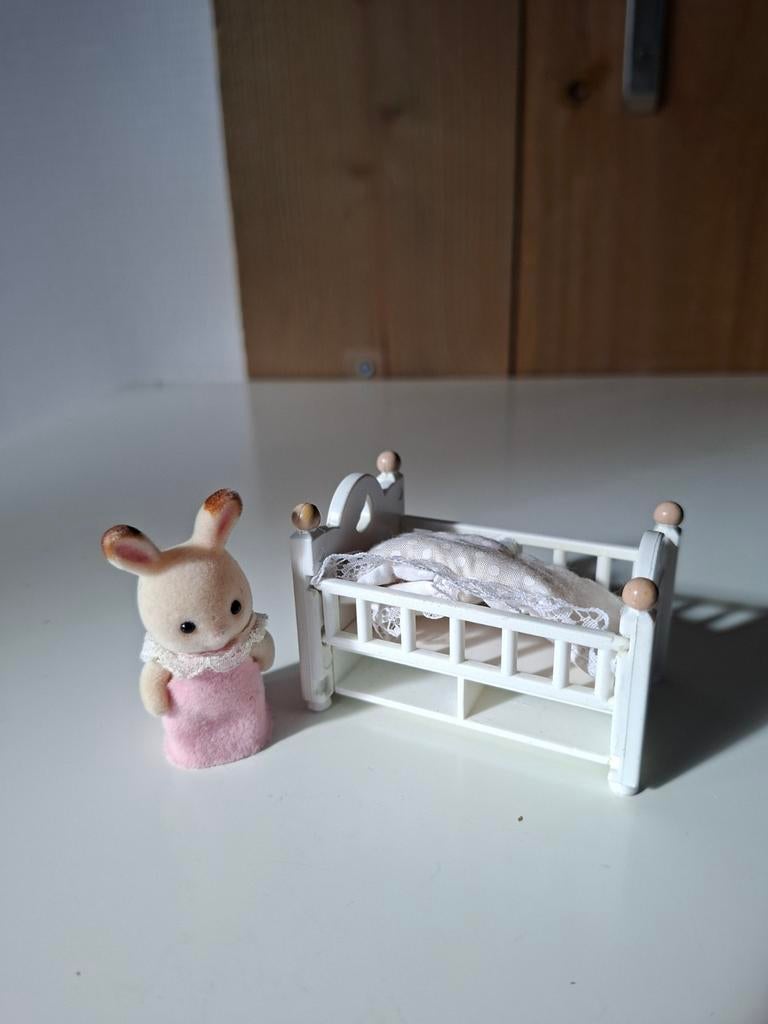 Sylvanian Families Bedje met Chocolade Konijn, Ophalen of Verzenden, Zo goed als nieuw, Overige typen