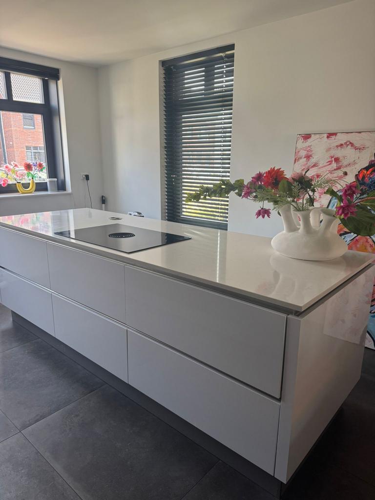 Compl. keuken met kookeil.| Bora | Quooker | incl. demontage, Ophalen, Wit, Overige typen, Graniet of Steen