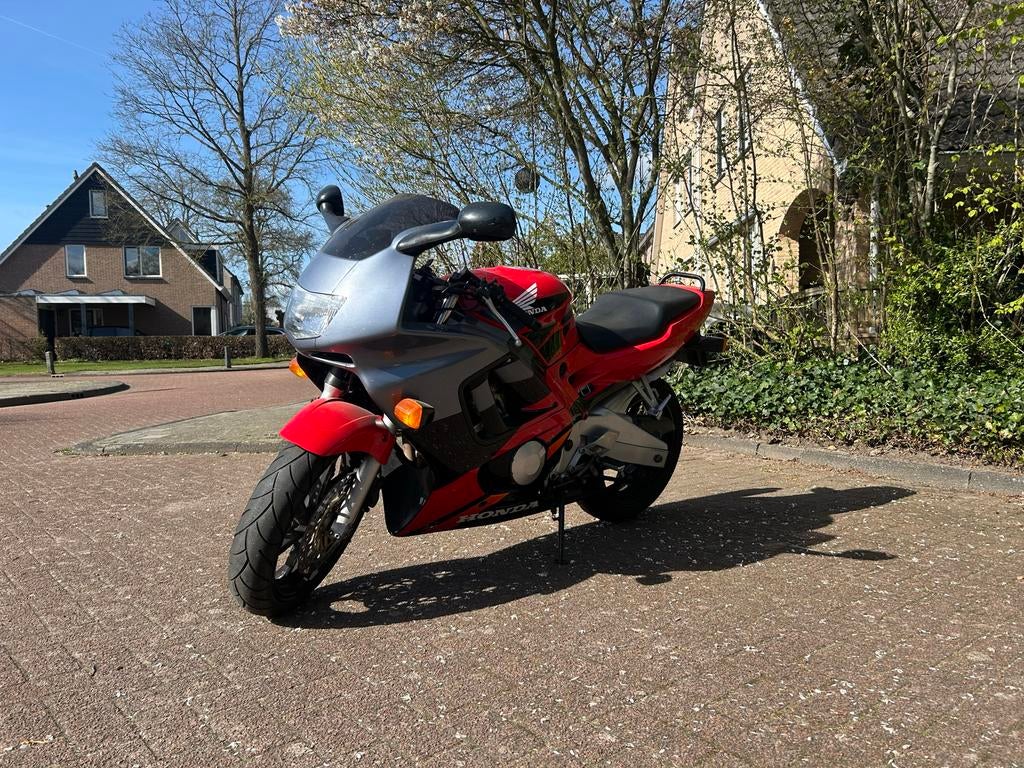 Honda CBR 600F (25KW) - Sportieve en betrouwbare motor, Motoren, Motoren | Honda, 4 cilinders, Motorrijbewijs A, Meer dan 35 kW