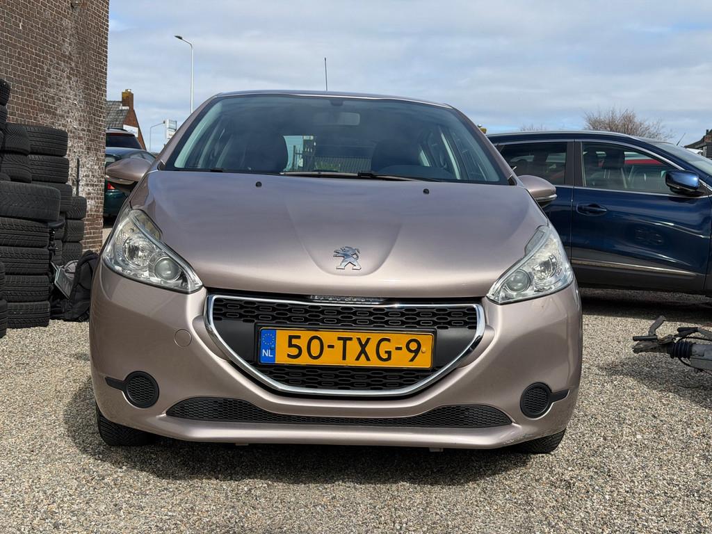 Peugeot 208 1.4 VTi Active Airco Cruise Navi Nieuwe Apk Nett, Euro 5, Origineel Nederlands, Bedrijf, Handgeschakeld